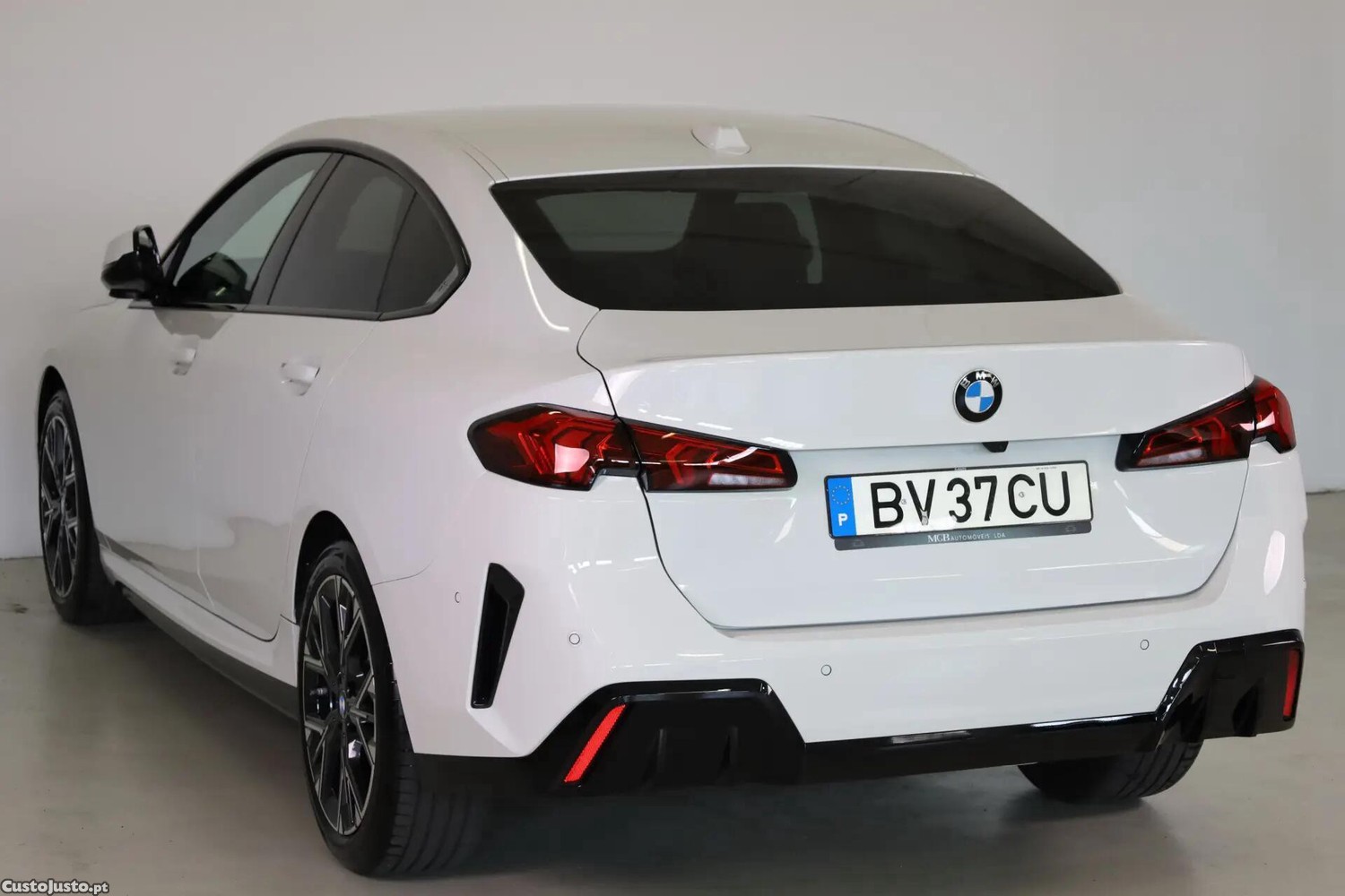 BMW 216 Pack Desportivo M Pro — fotografia 6