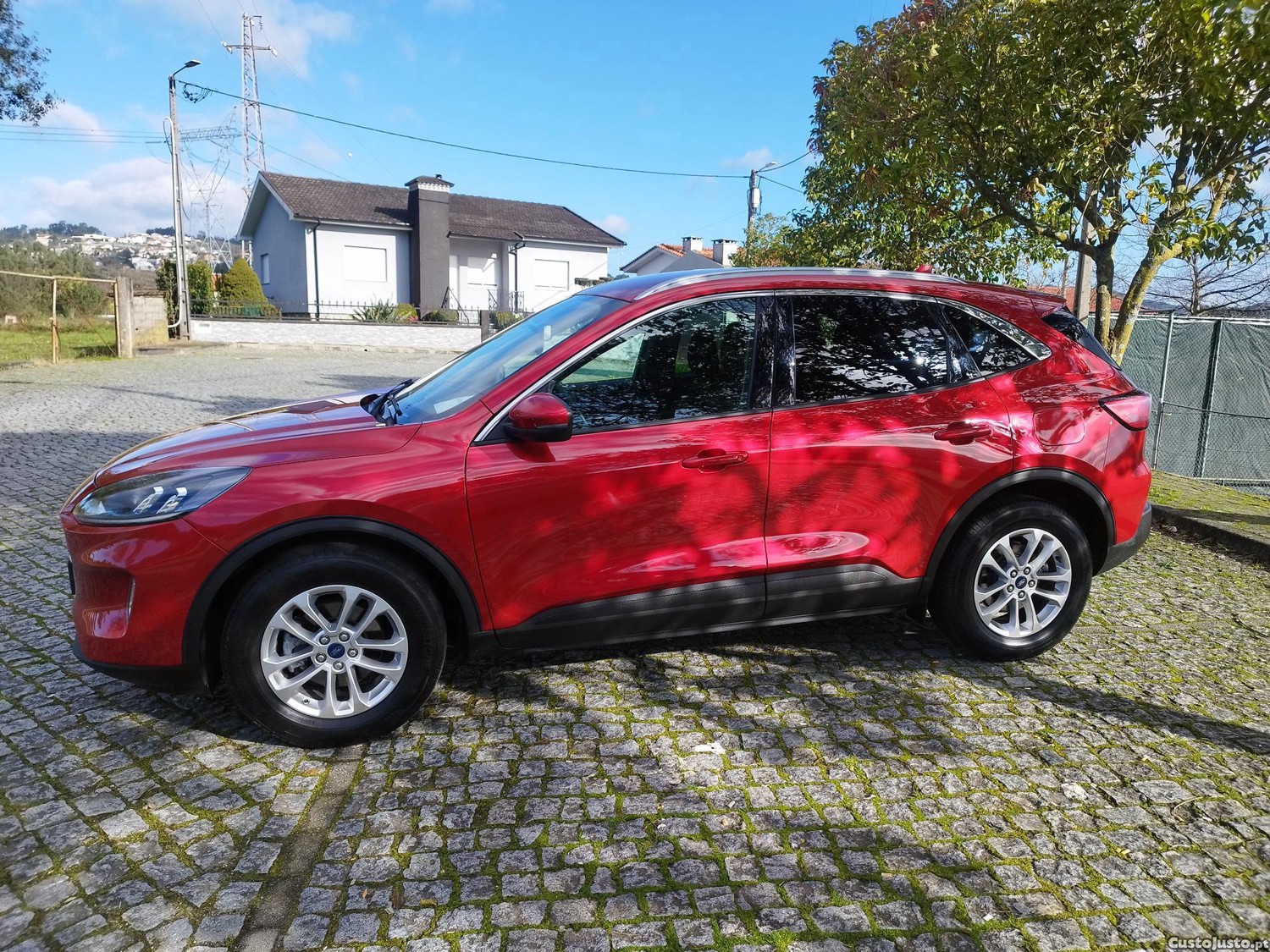 Ford Kuga 1.5 TDCI TITANIUM AUTO — fotografia 12