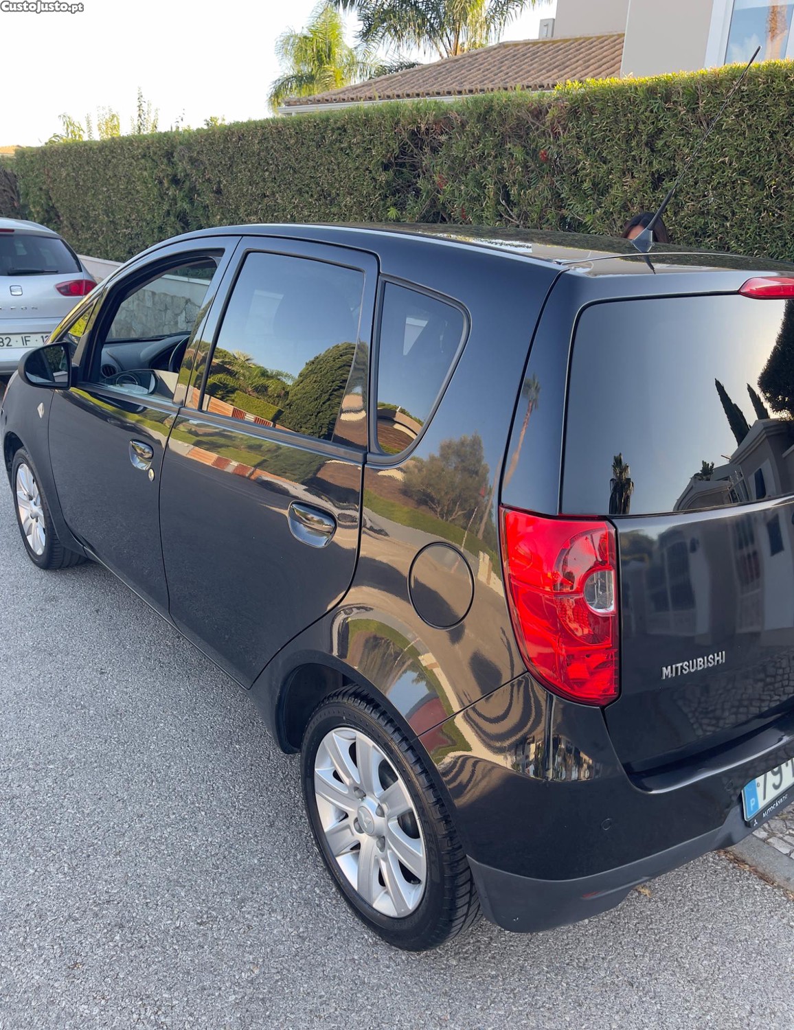 Mitsubishi Colt Automático — fotografia 5