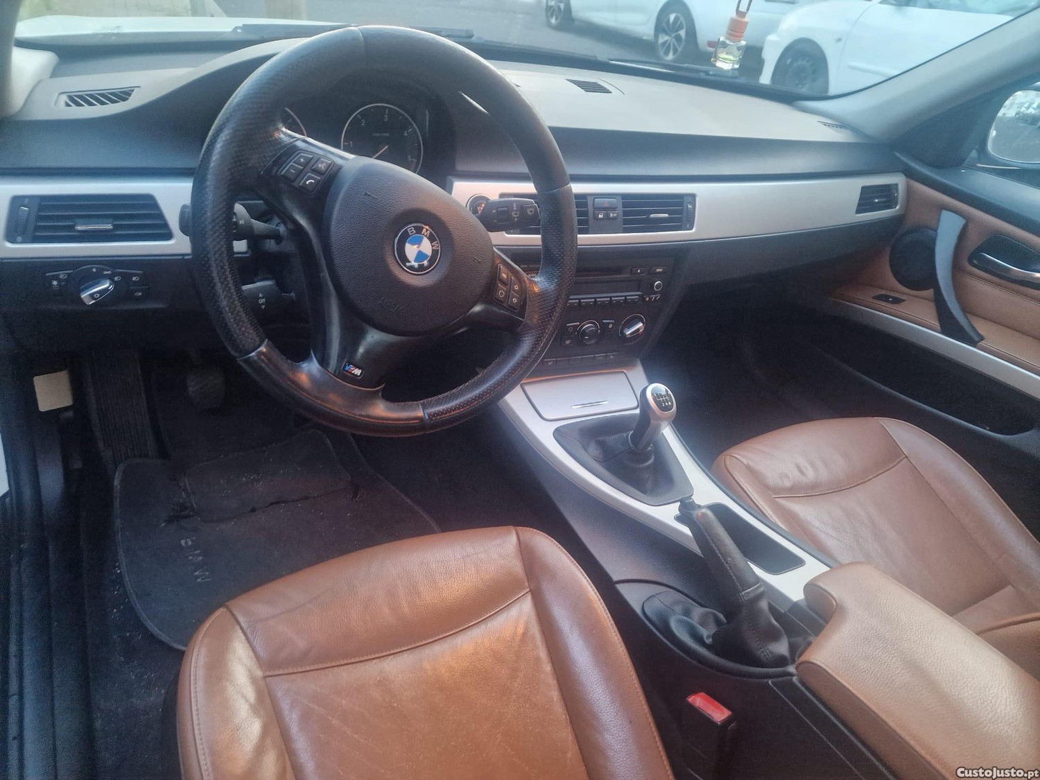 BMW 318 M — fotografia 2