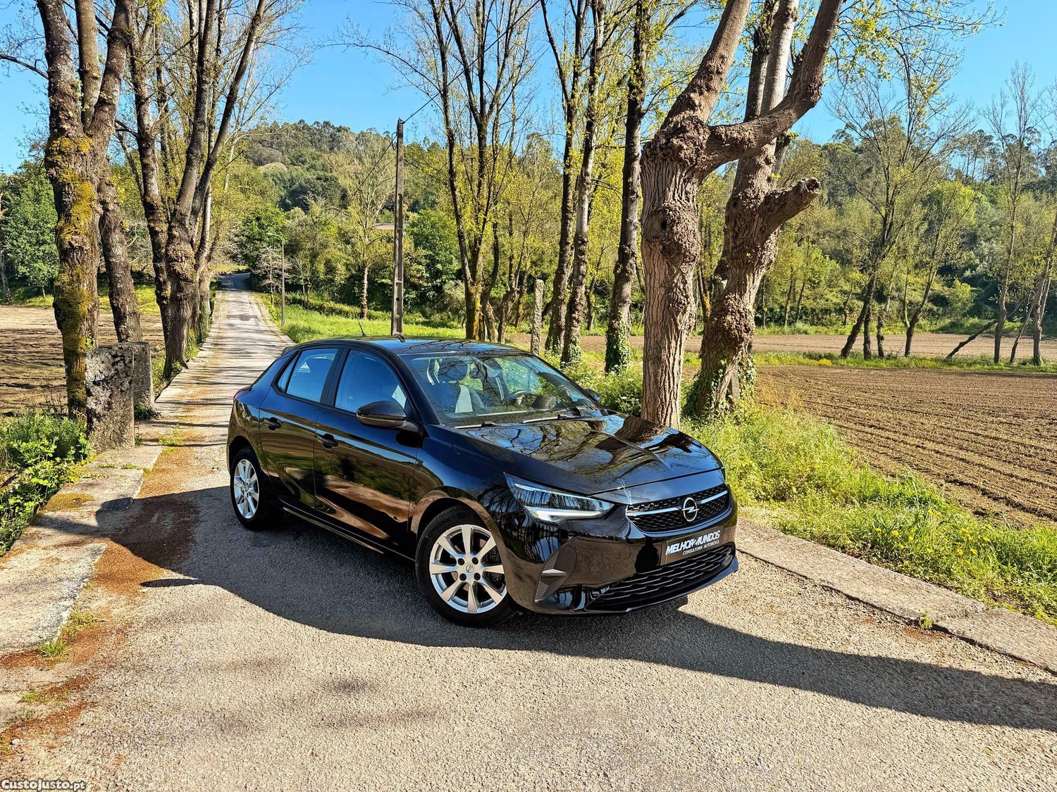 Opel Corsa 1.5 D Elegance — fotografia 12