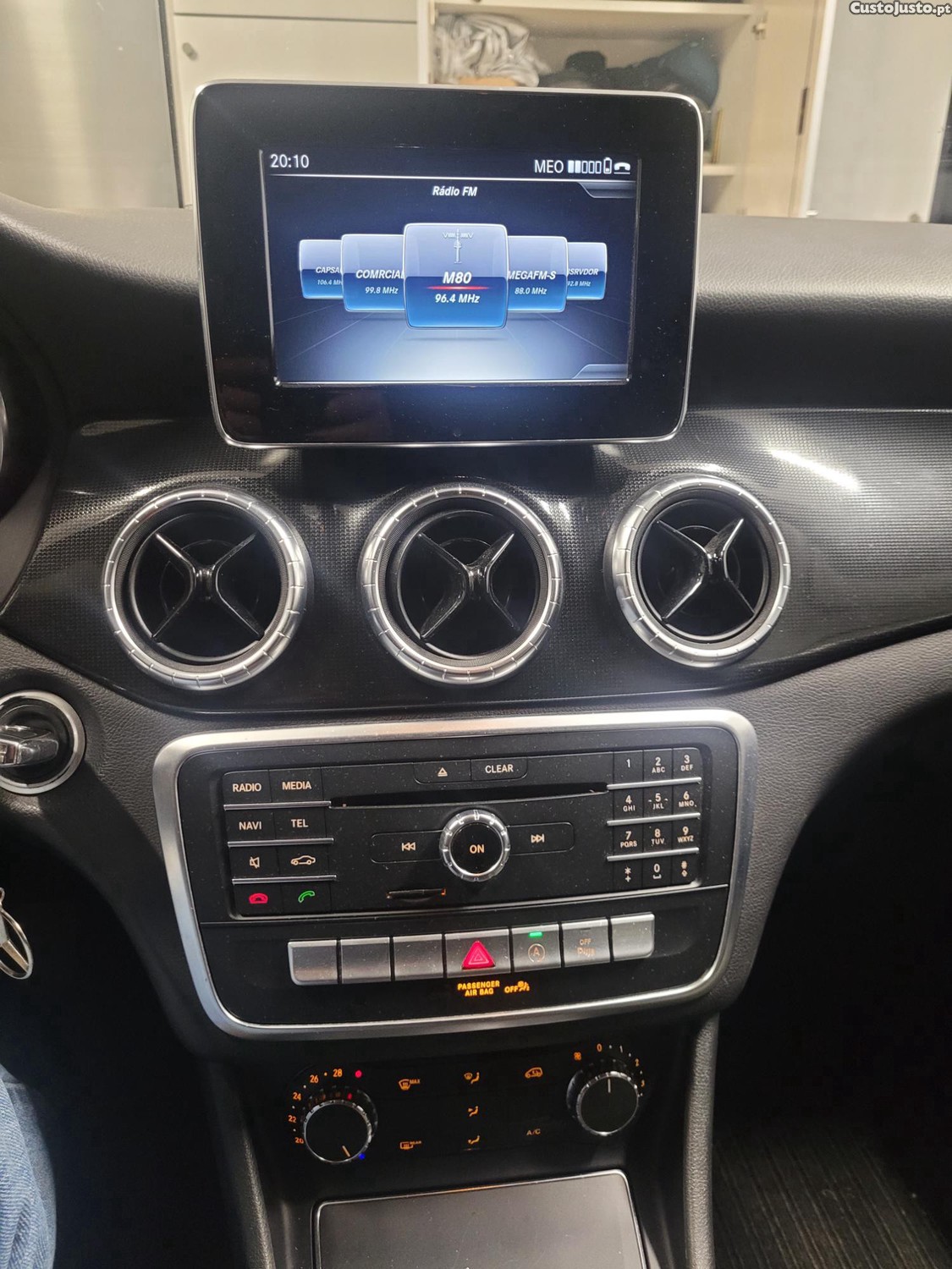 Mercedes-Benz CLA 180 Shooting brake 180d — fotografia 2