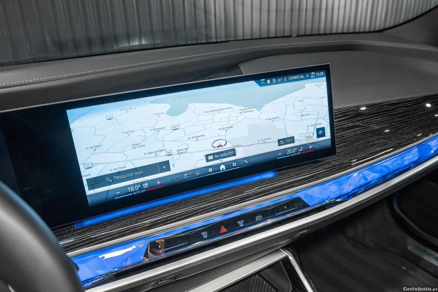 BMW 750 e xDrive Pack Desportivo M — fotografia 12