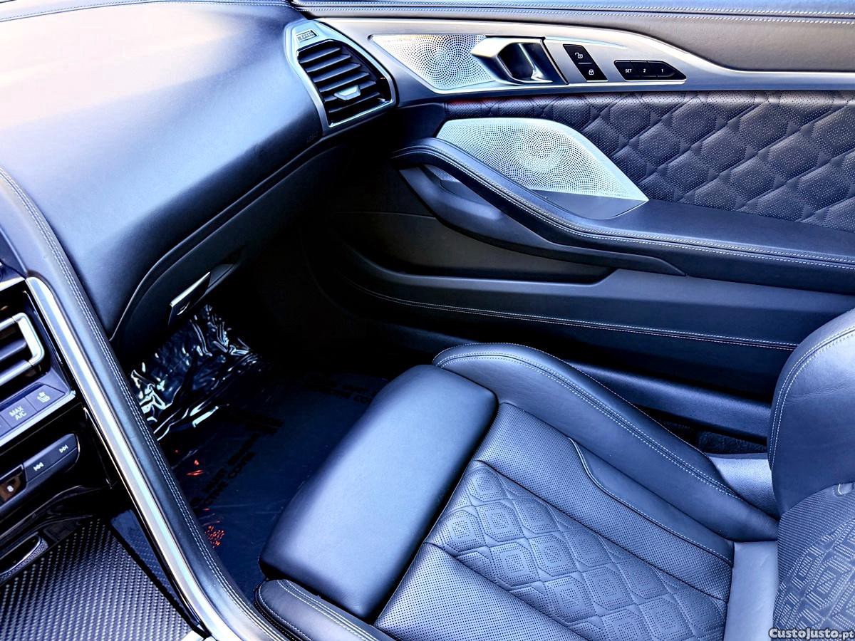 BMW M8 X-Drive Competition Coupe — fotografia 42