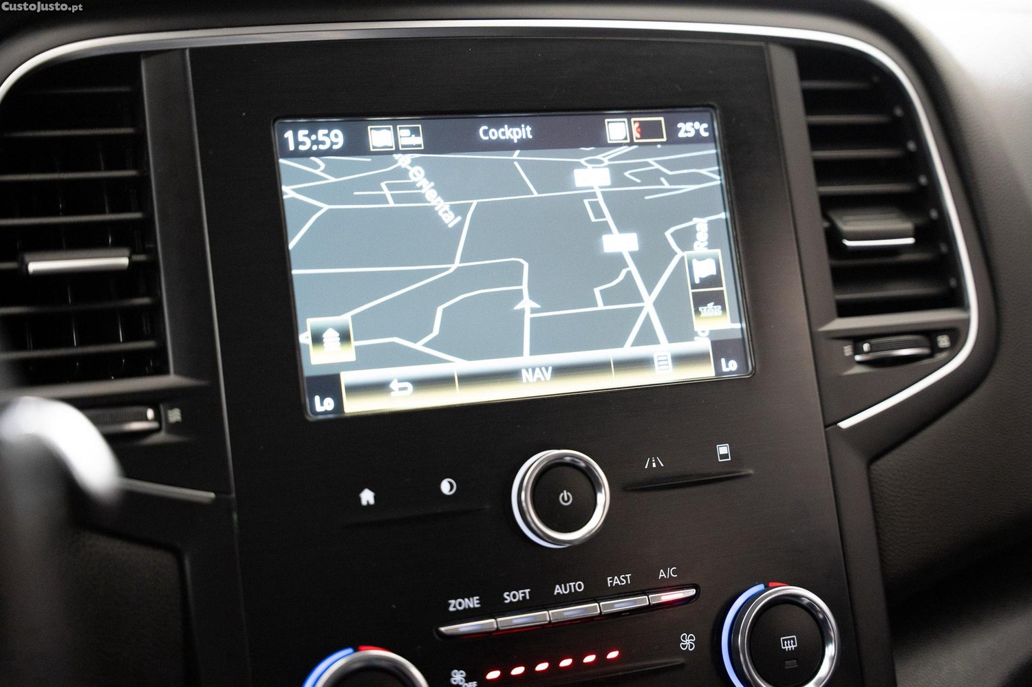 Renault Mégane 1.5 Blue dCi GT Line EDC — fotografia 8