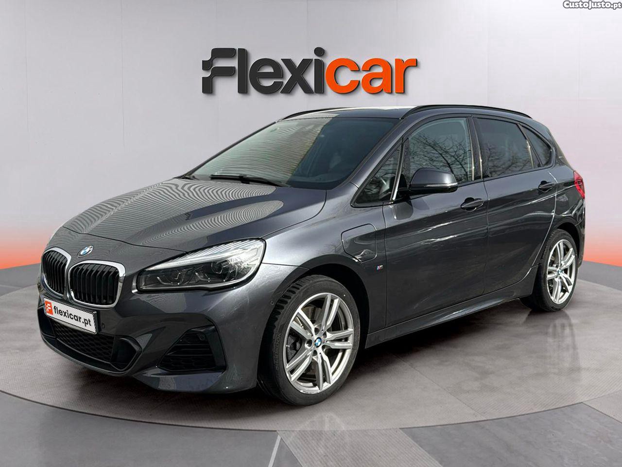 BMW 225 Active Tourer XE Pack M — fotografia 22