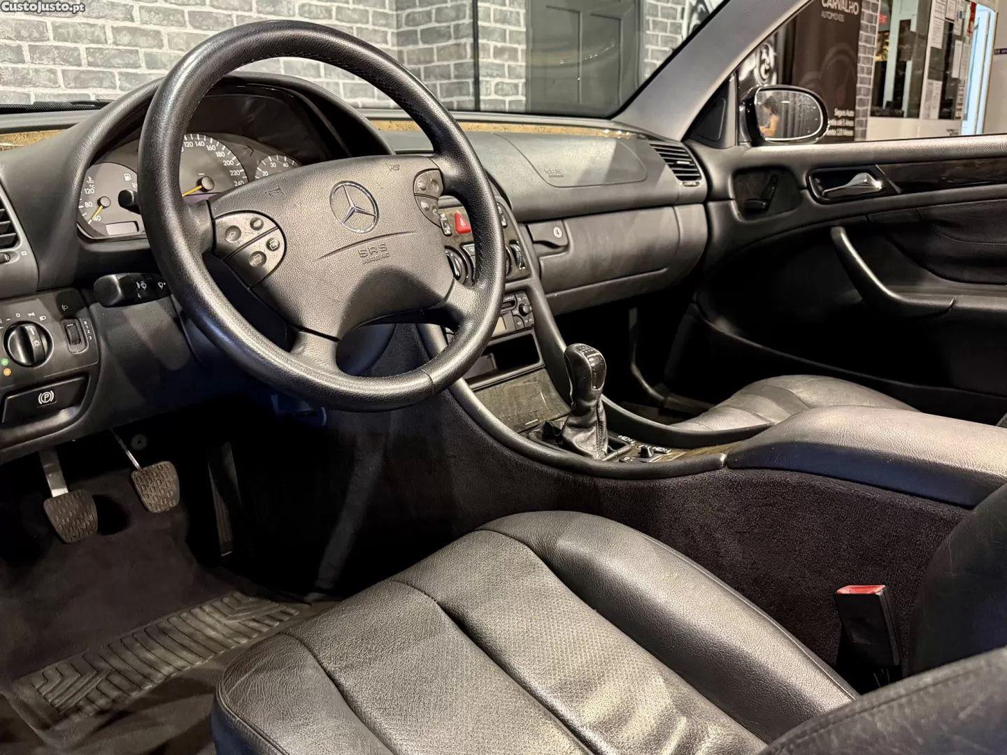 Mercedes-Benz Classe CLK Kompressor avantgarde — fotografia 3