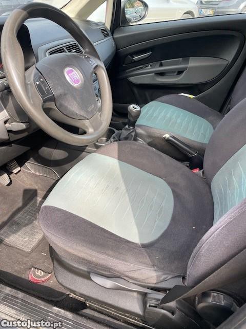 Fiat Grande Punto 1.3 M-Jet Active — fotografia 3