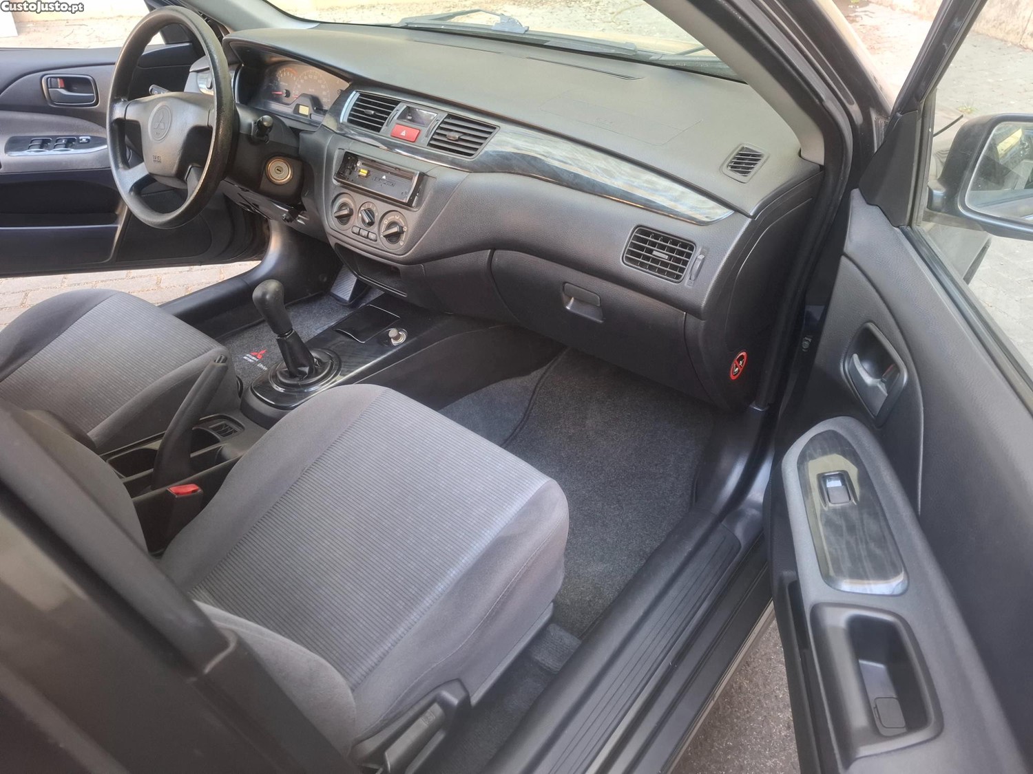 Mitsubishi 400 (Lancer) — fotografia 3