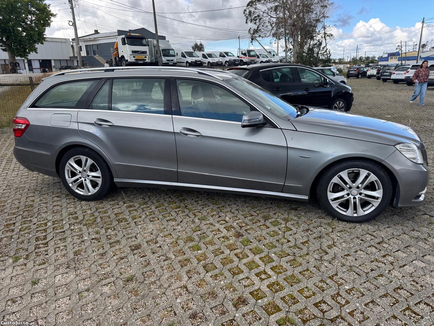 Mercedes-Benz E 250 De 2011 — fotografia 8