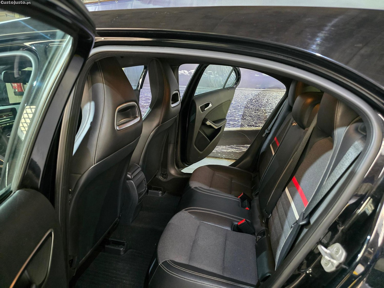 Mercedes-Benz A 160 CDi BlueEfficiency — fotografia 7