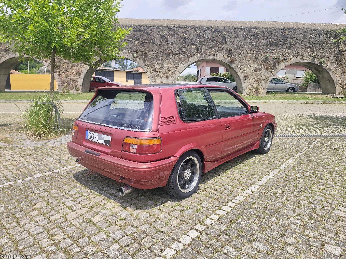 Toyota Corolla ae92 GTI 1.6 - 89 foto 4