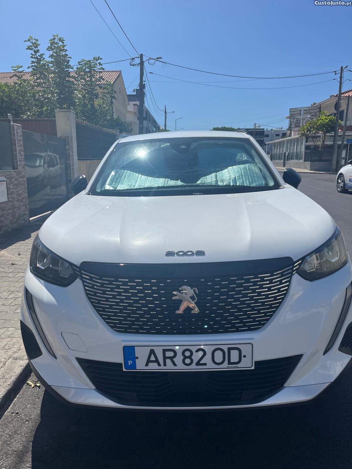 Peugeot 2008 1,2 Puretech Allure — fotografia 8