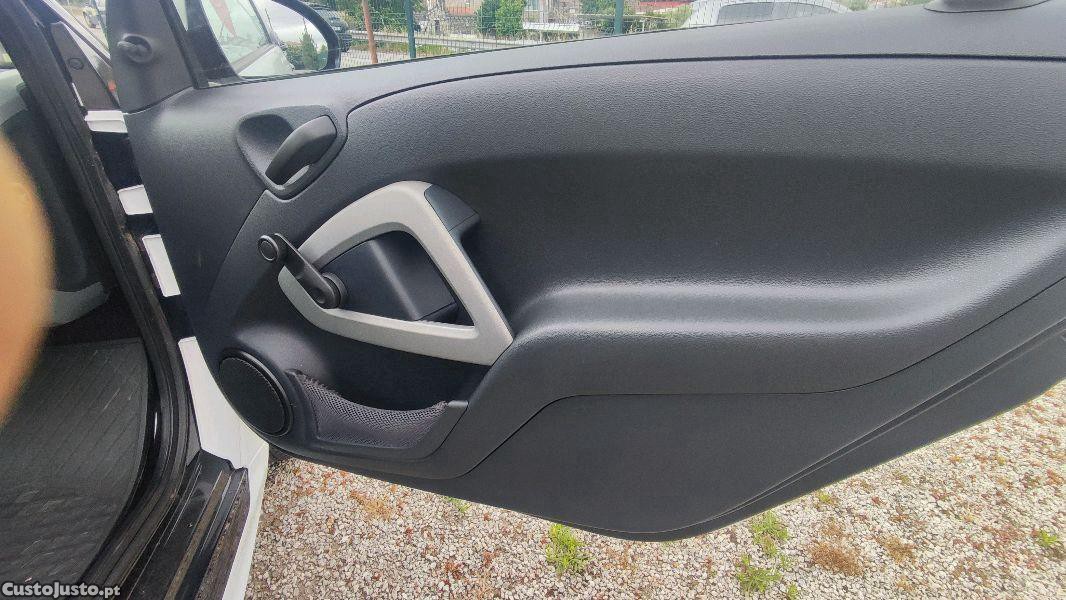 Smart Fortwo 1.0 MHD drive — fotografia 8