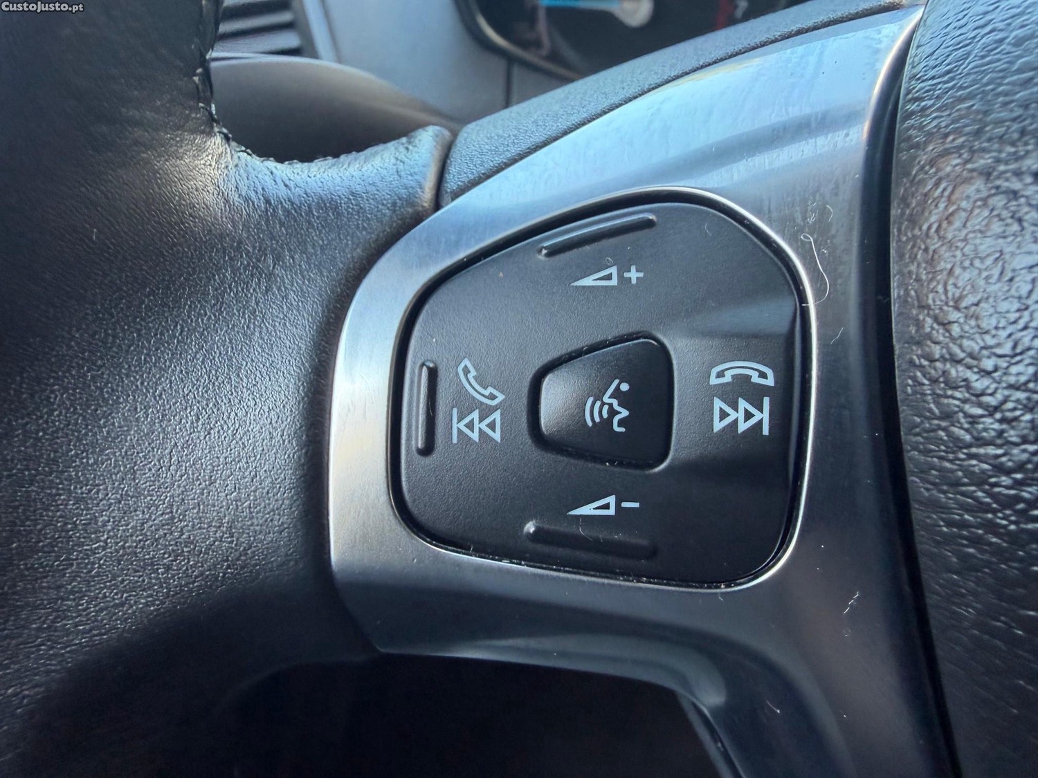 Ford EcoSport 1.0 EcoBoost TITANIUM — fotografia 7