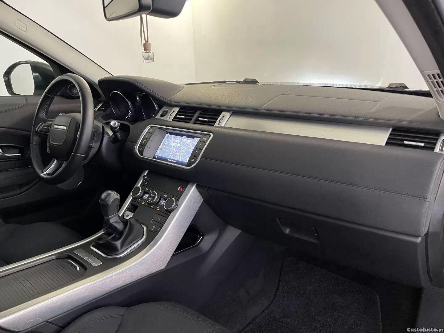 Land Rover Evoque 2.0 d150 — fotografia 17