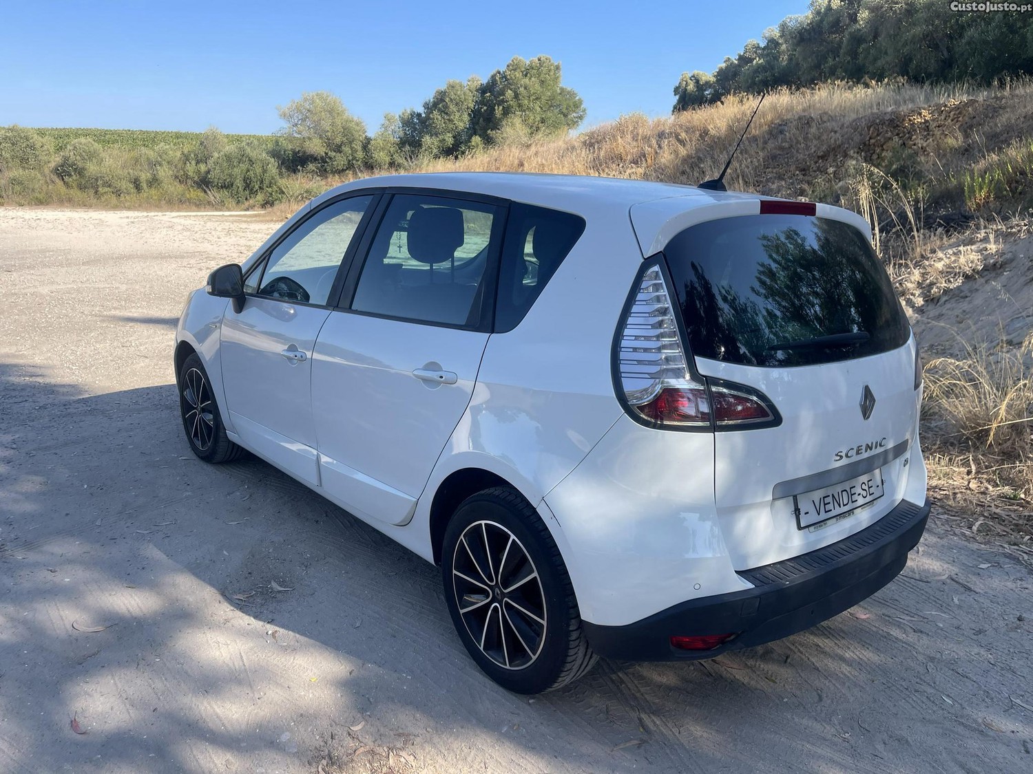 Renault Scénic Exclusive — fotografia 12