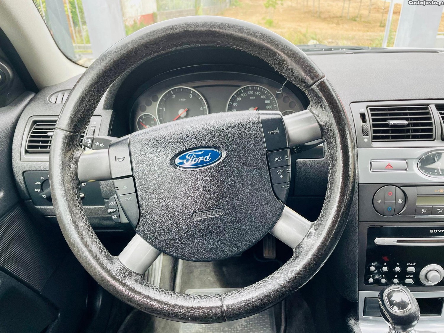Ford Mondeo SW 2.0 TDCi Sport — fotografia 3
