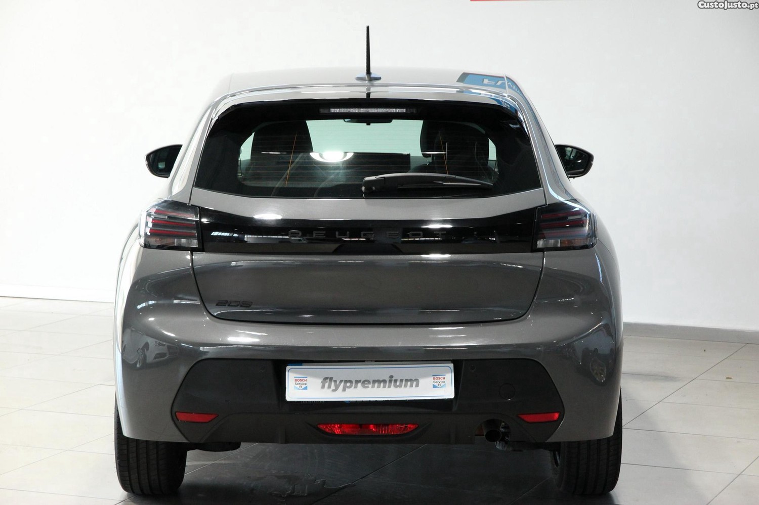 Peugeot 208 1.2 PureTech Active — fotografia 18
