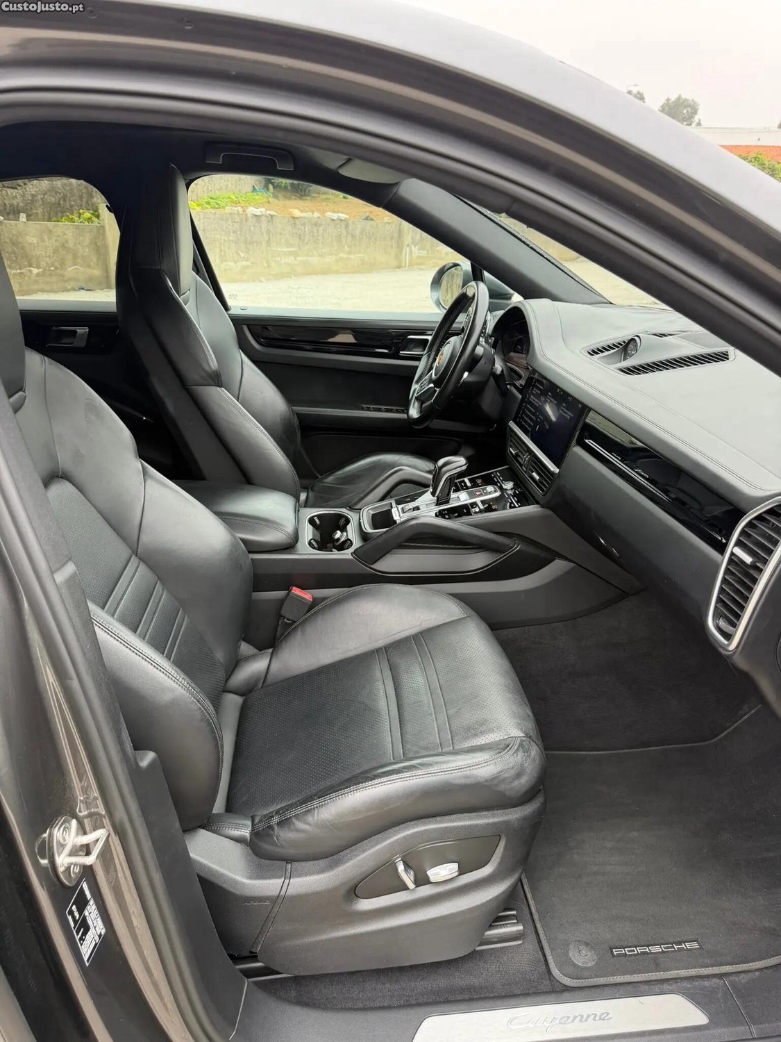 Porsche Cayenne E-Hybrid Tiptronic S Platinum Edition — fotografia 6