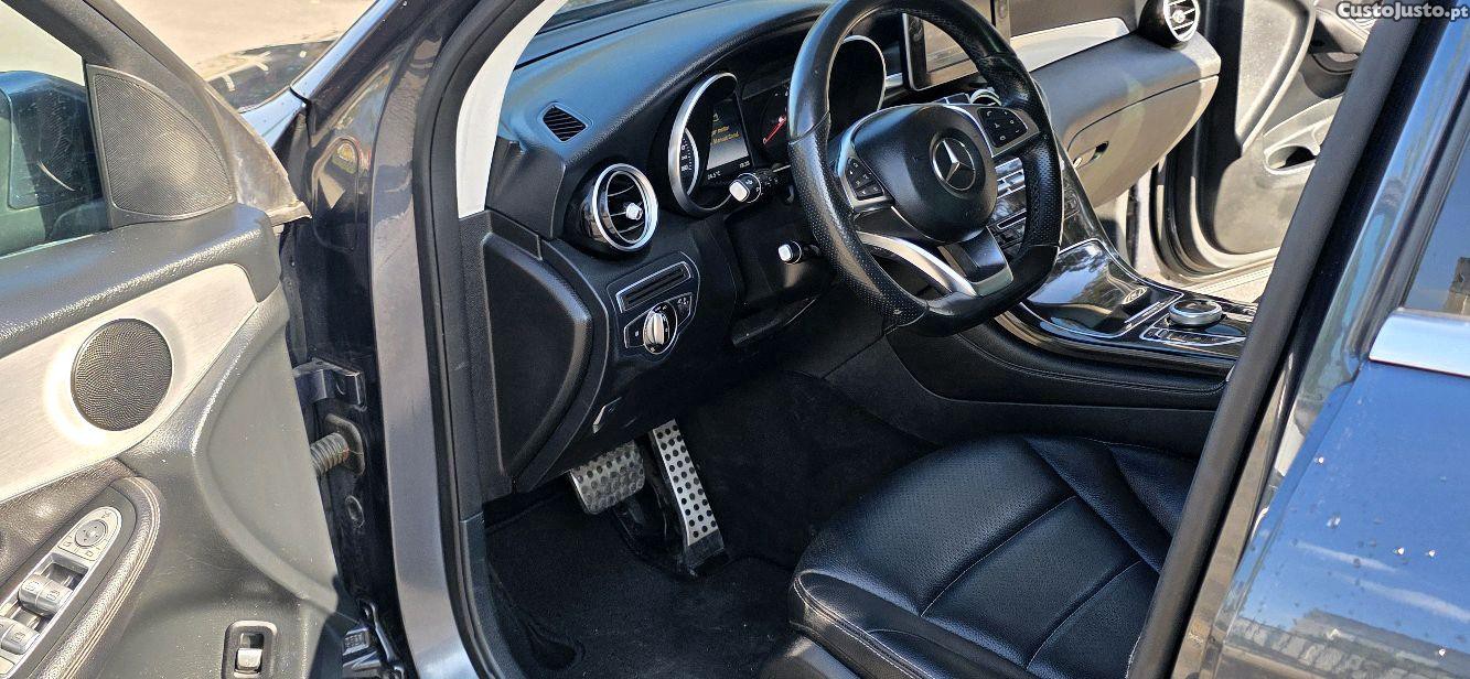 Mercedes-Benz GLC 250 d 4matic — fotografia 2