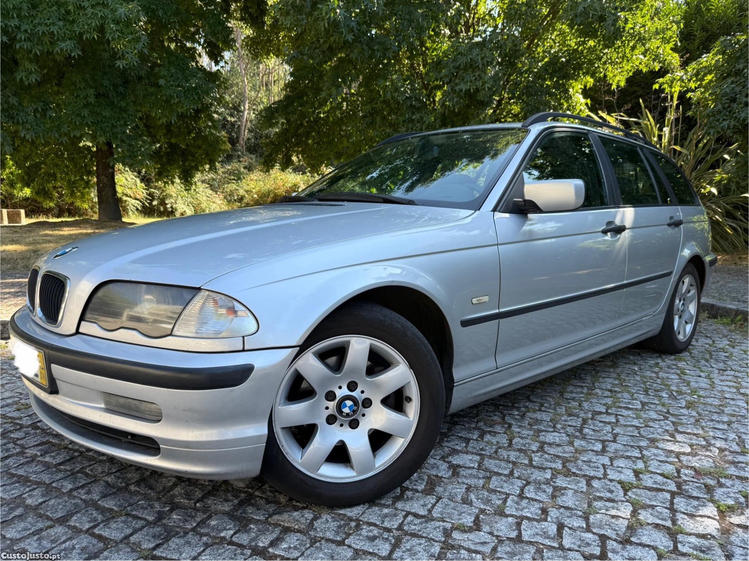 BMW 320 D Touring — fotografia 8