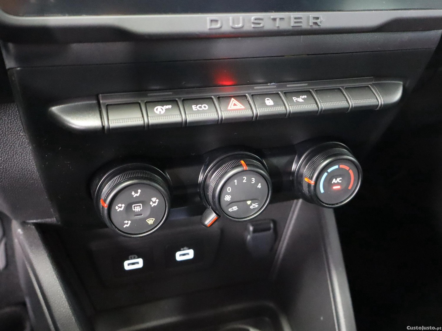 Dacia Duster 1.0 TCe ECO-G Essential Bi-Fuel — fotografia 3