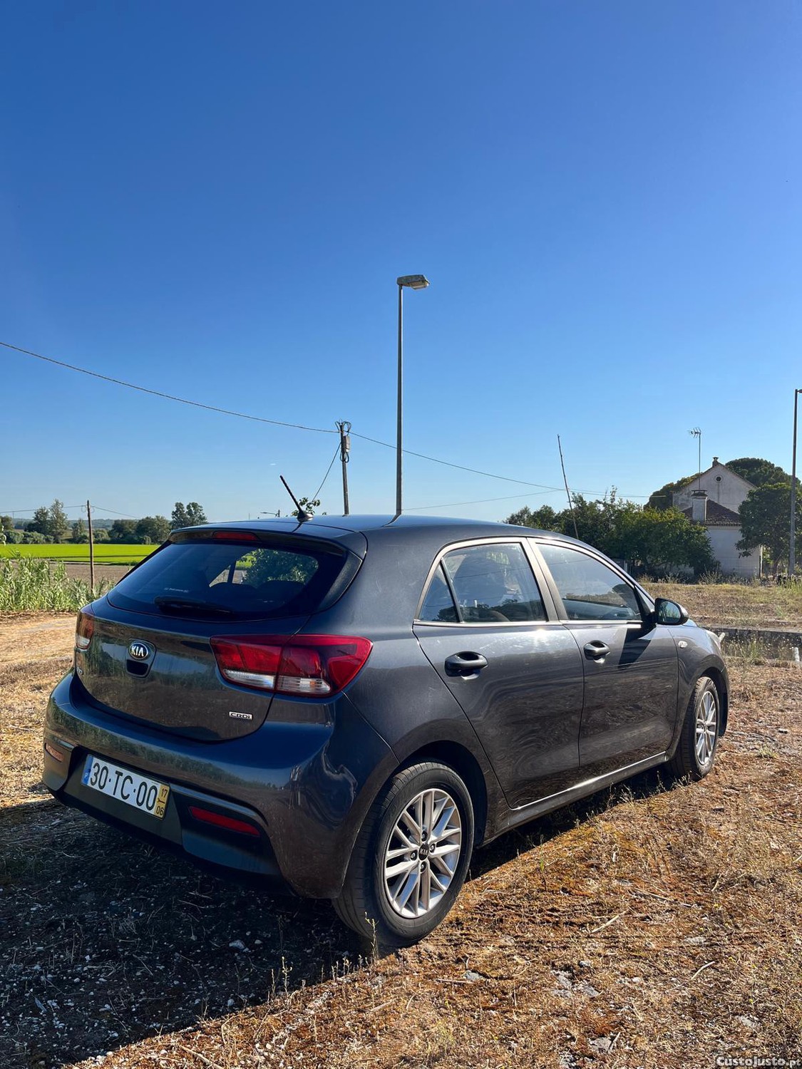 Kia Rio 1.4 CRDI 78CV Dream Edition — fotografia 10