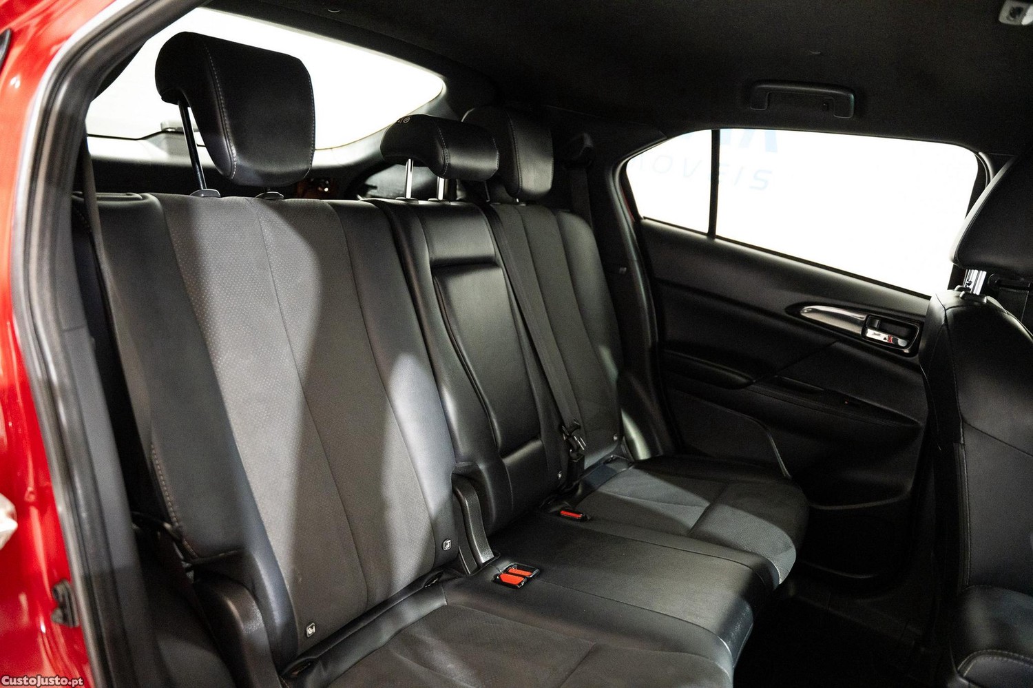 Mitsubishi Eclipse Cross 2.4 PHEV eMotion — fotografia 2