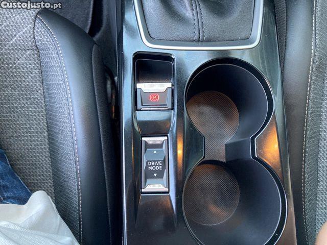 Peugeot 208 1.2 PureTech Allure — fotografia 3