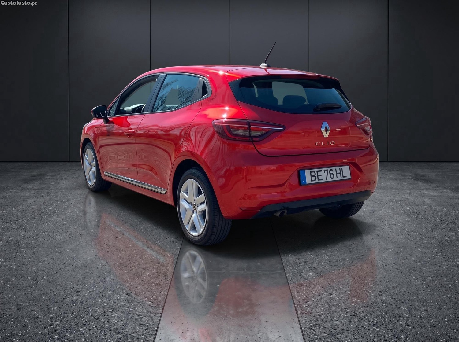 Renault Clio 1.0 Tce 100cv 12mil kms - 20 foto 4