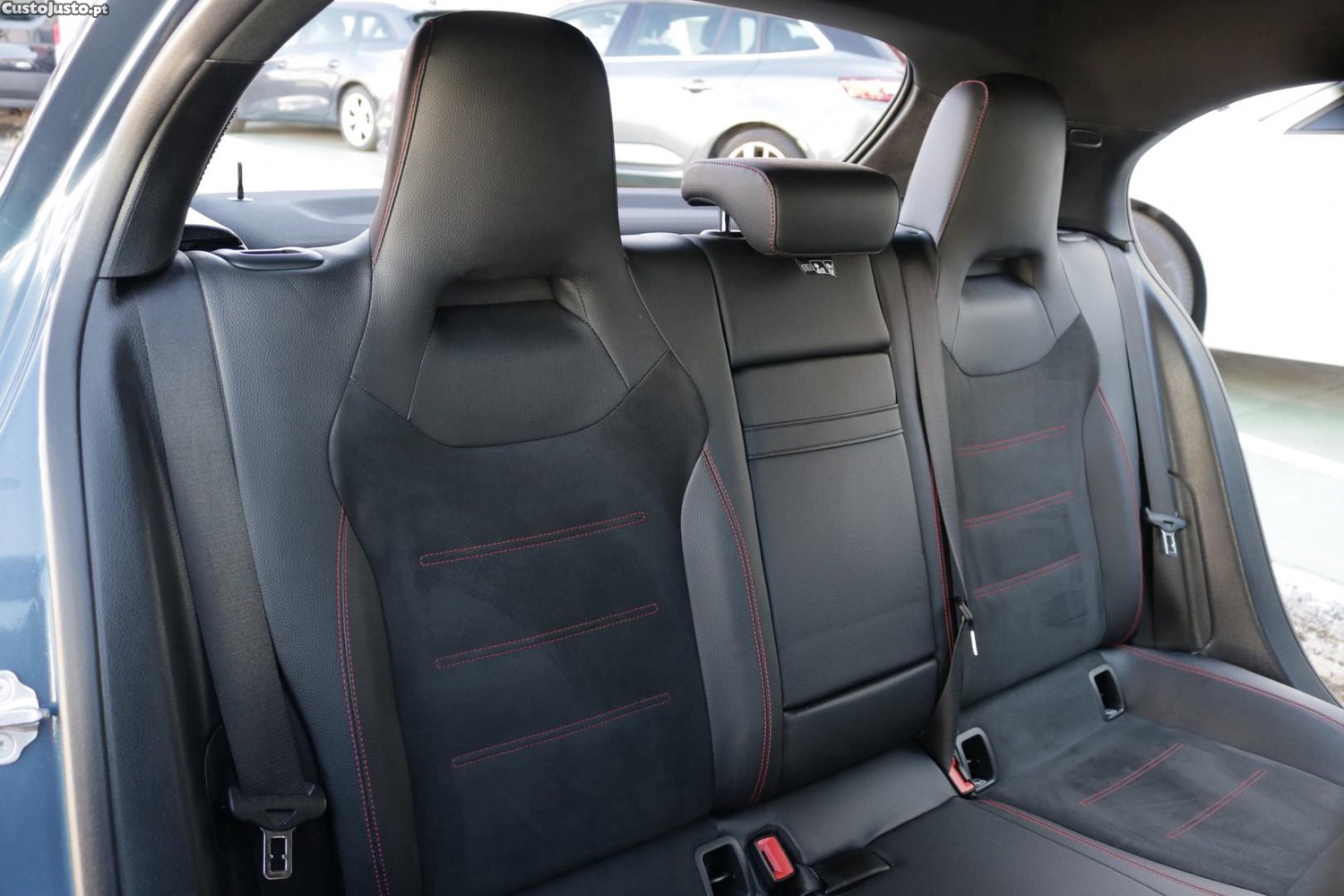 Mercedes-Benz A 180 d AMG Line 2.0 116cv — fotografia 34