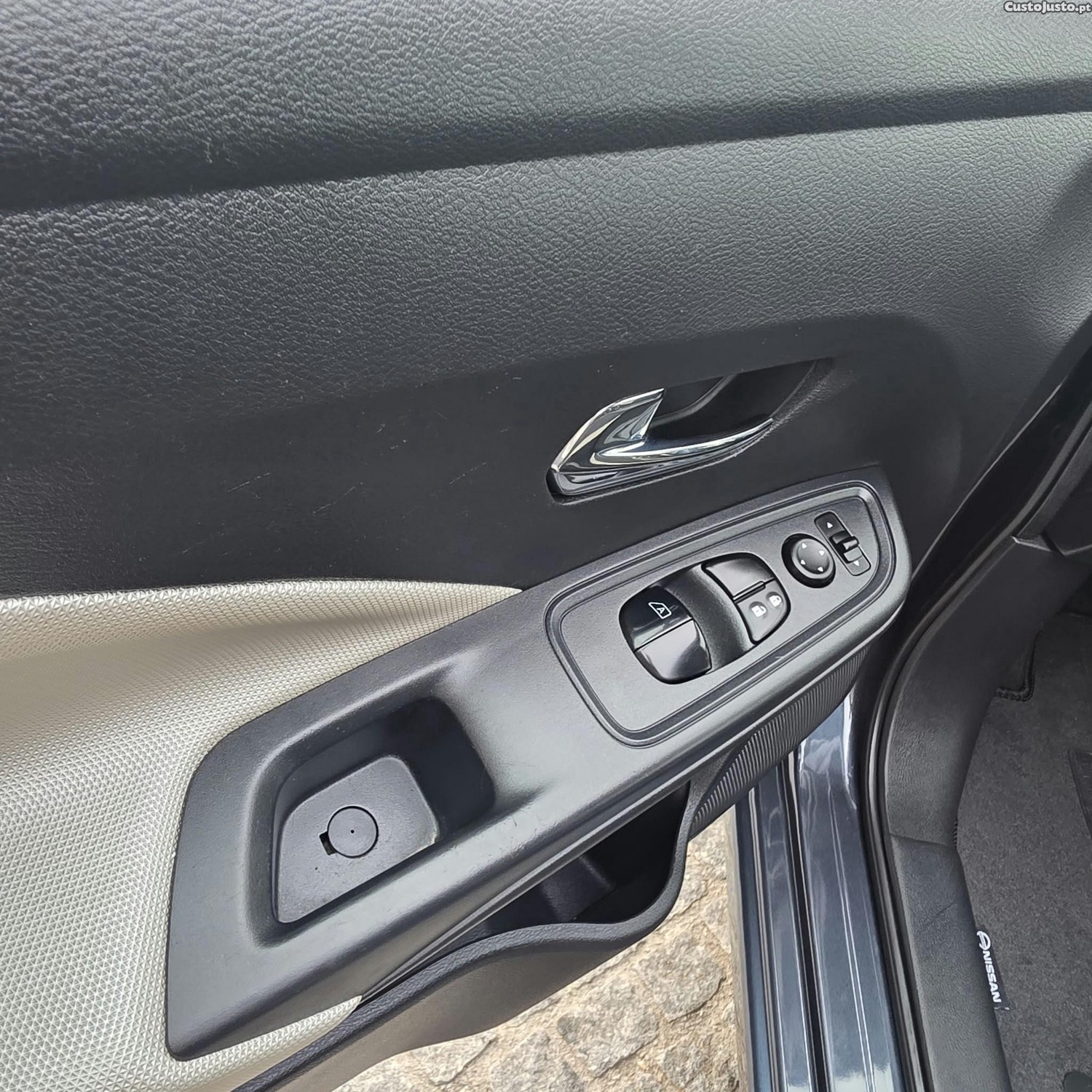 Nissan Micra 0.9 IG-T BOSE Limited Edition S/S — fotografia 9