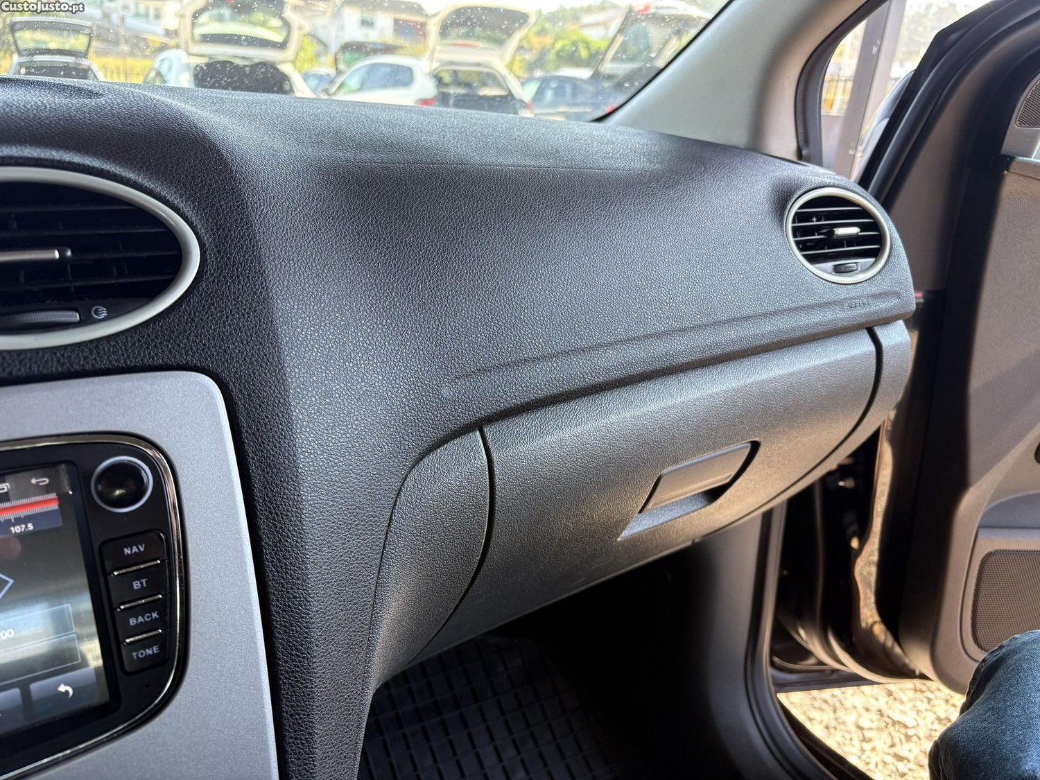 Ford Focus SW 1.6 TDCi Connec. — fotografia 3