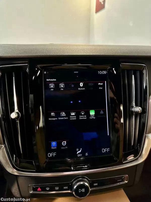 Volvo V90 2.0 d4 momentum geartronic — fotografia 5