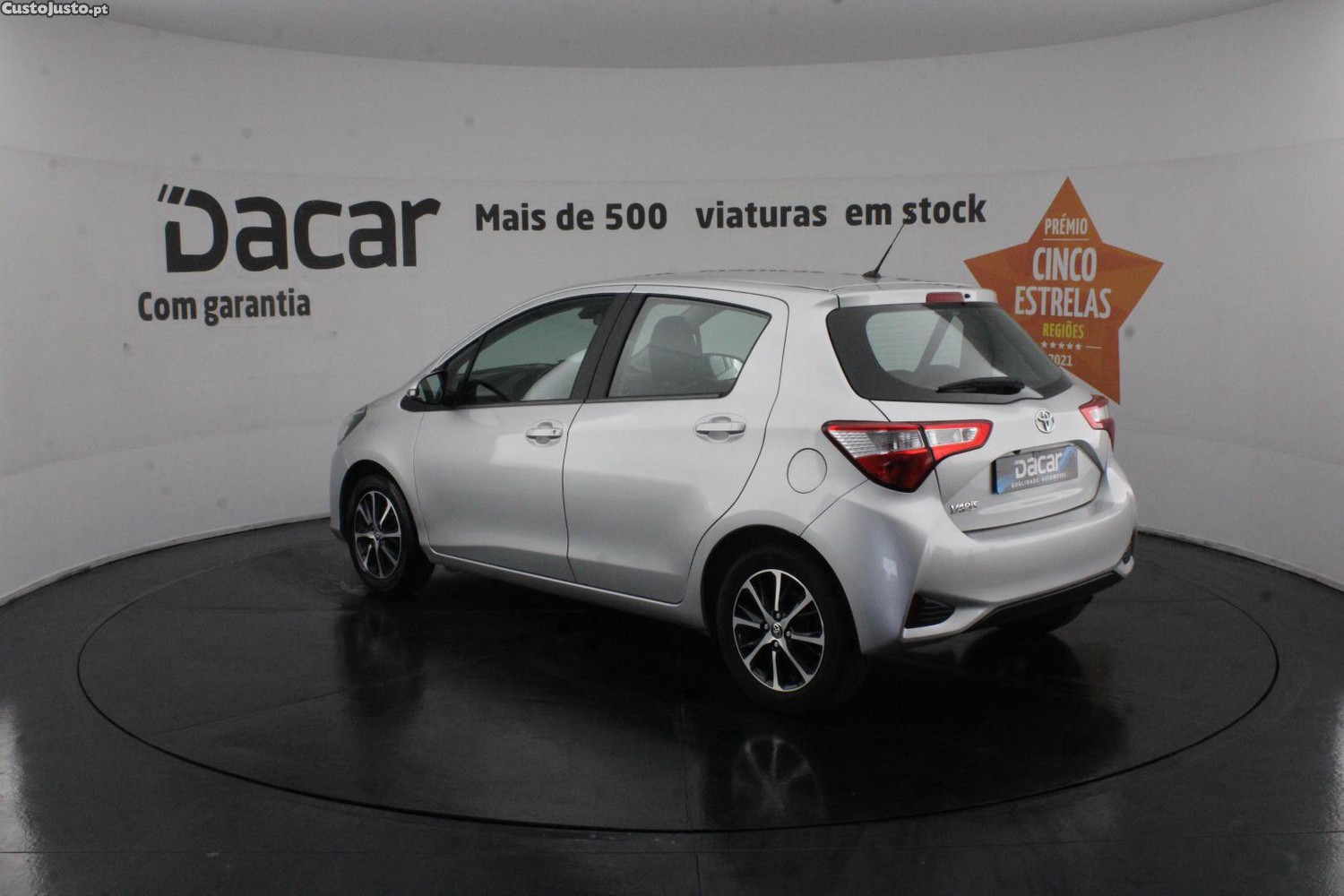 Toyota Yaris 1.0 COMFORT — fotografia 27