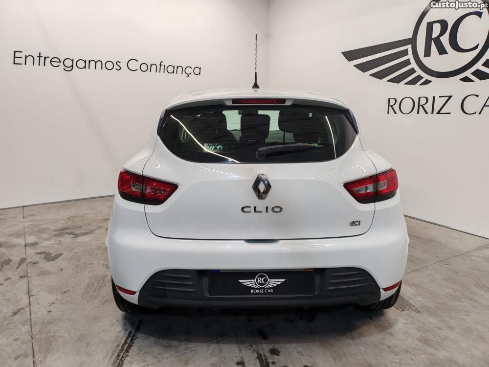 Renault Clio 1.5 dCi Limited — fotografia 15