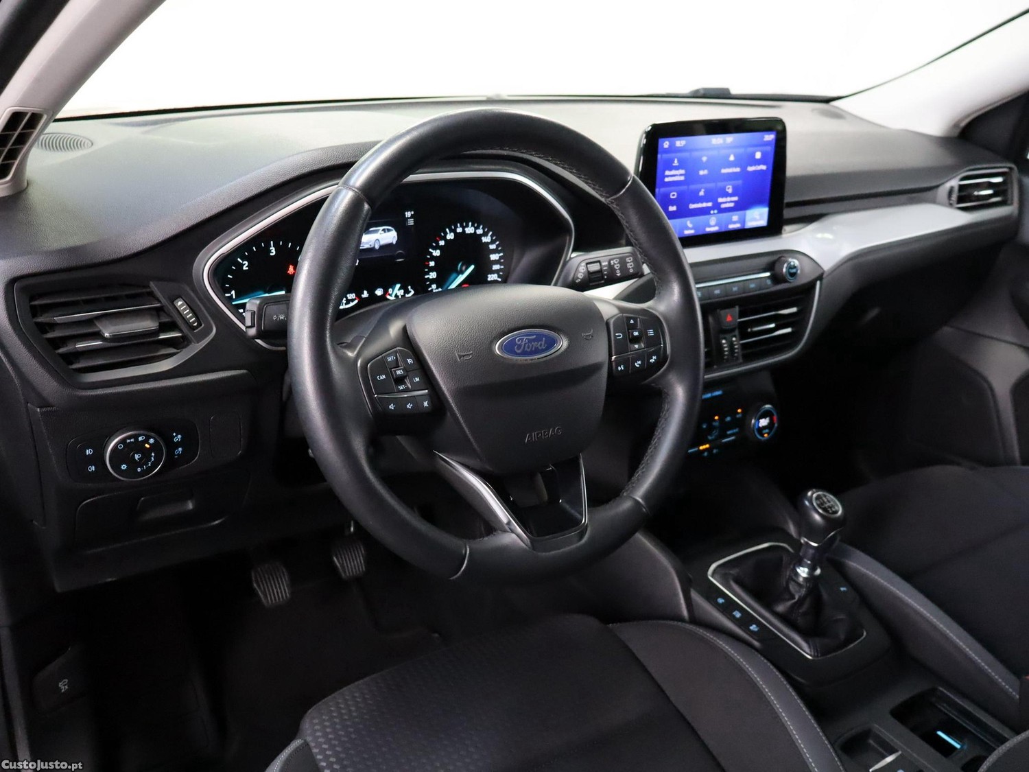 Ford Focus SW 1.5 TDCi EcoBlue Titanium — fotografia 13