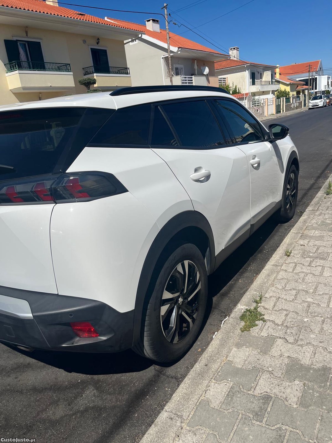 Peugeot 2008 1,2 Puretech Allure — fotografia 3