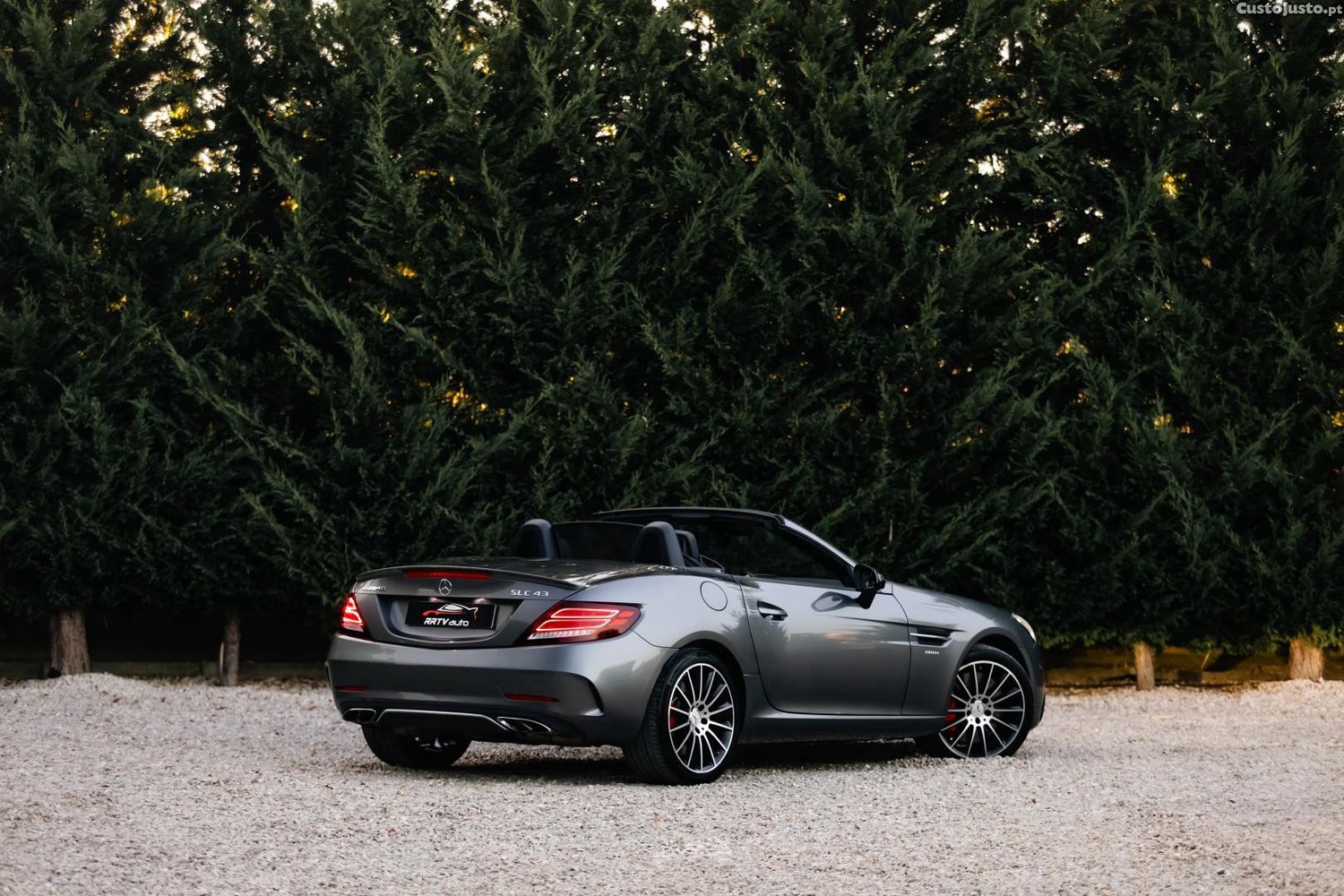 Mercedes-Benz SLC 43 AMG Standard — fotografia 19