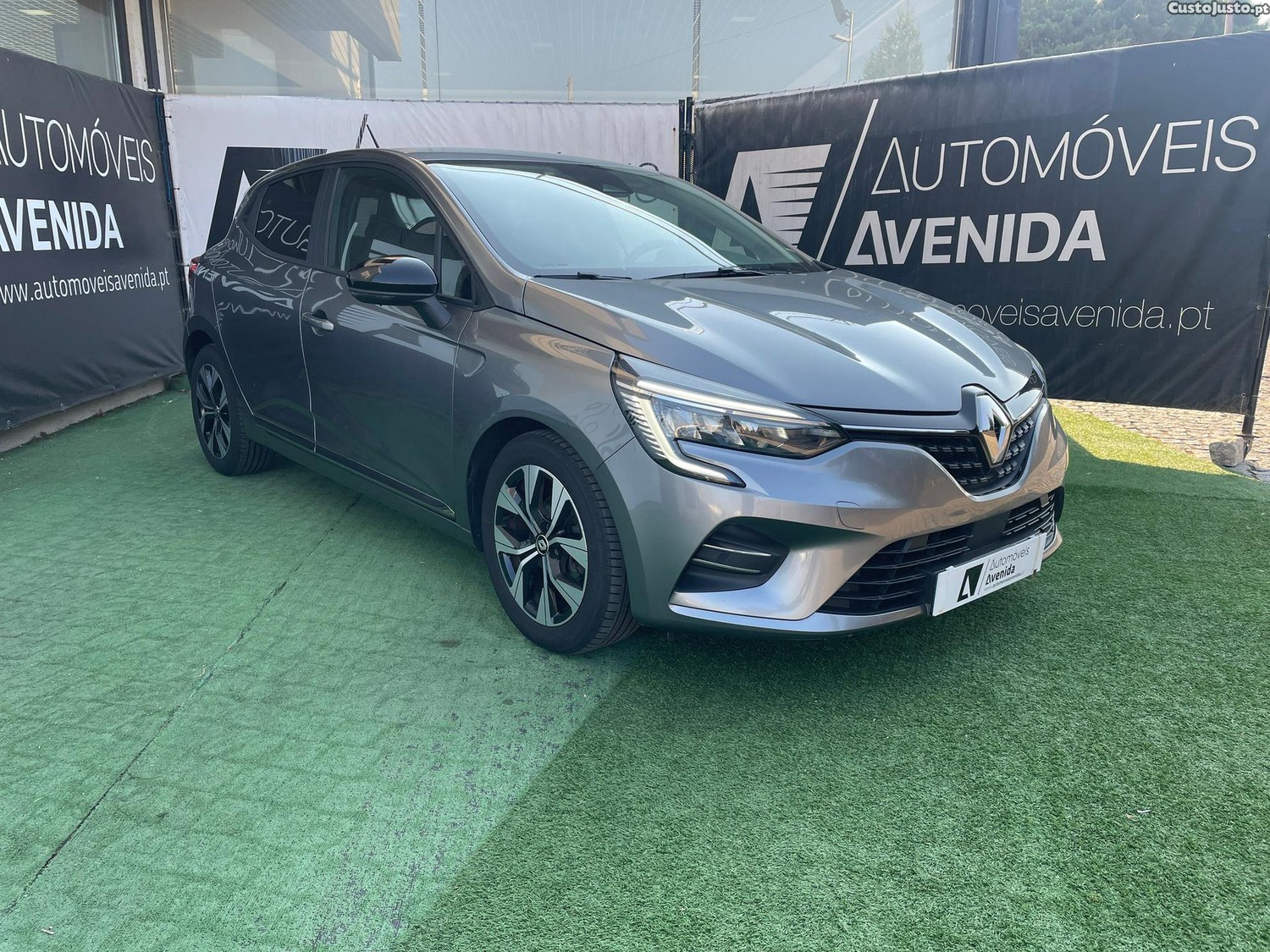 Renault Clio 1.0 TCe Evolution — fotografia 16