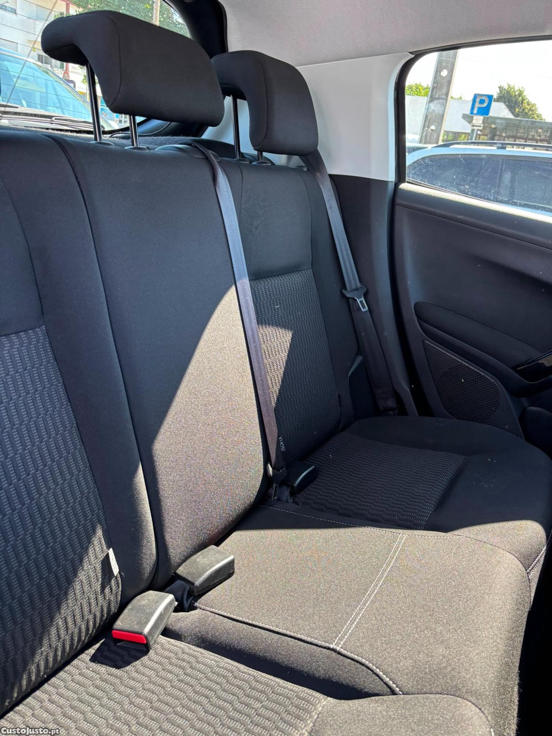 Peugeot 208 1.6 BlueHDi Style — fotografia 4