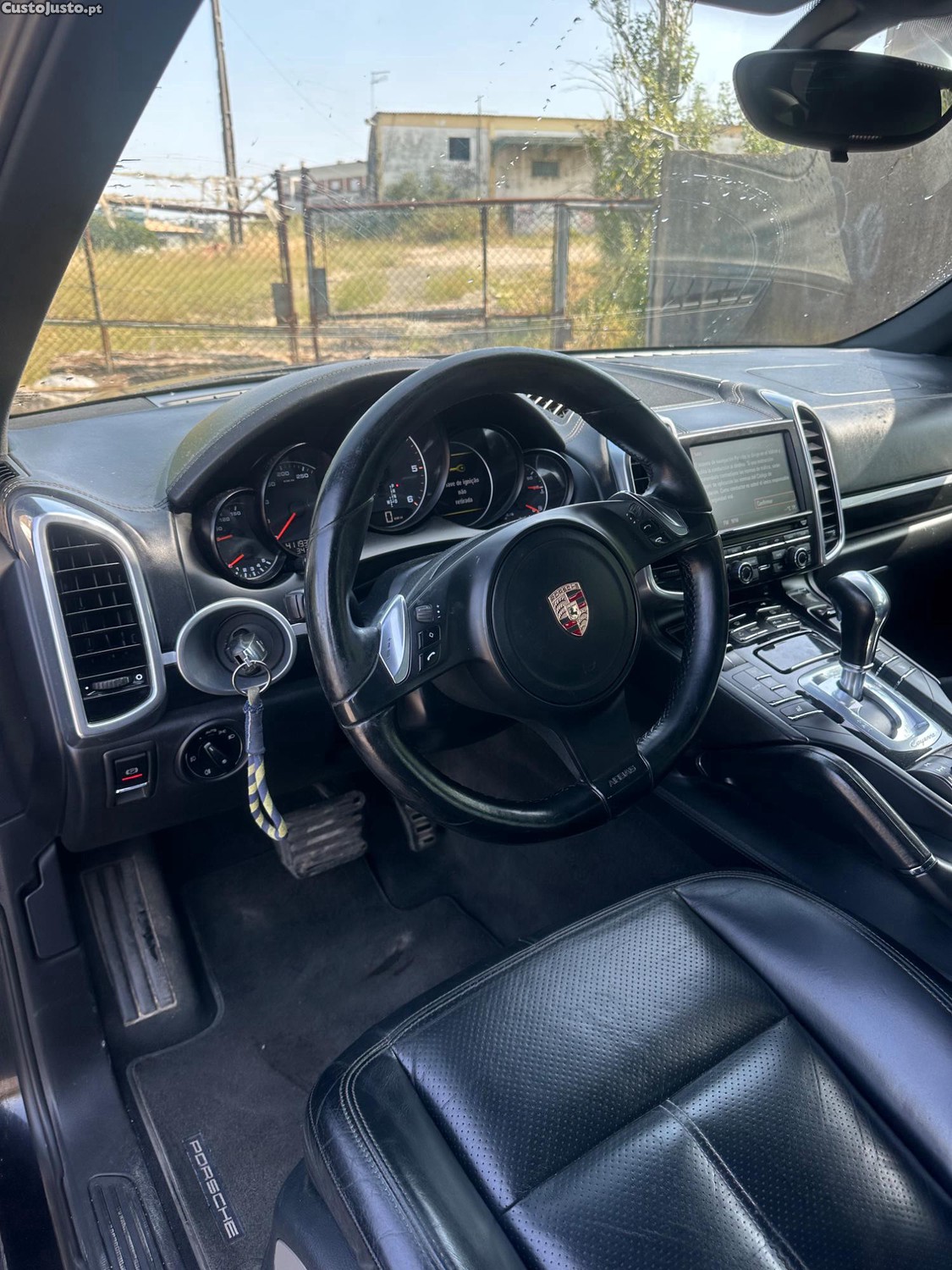 Porsche Cayenne 3000 — fotografia 5