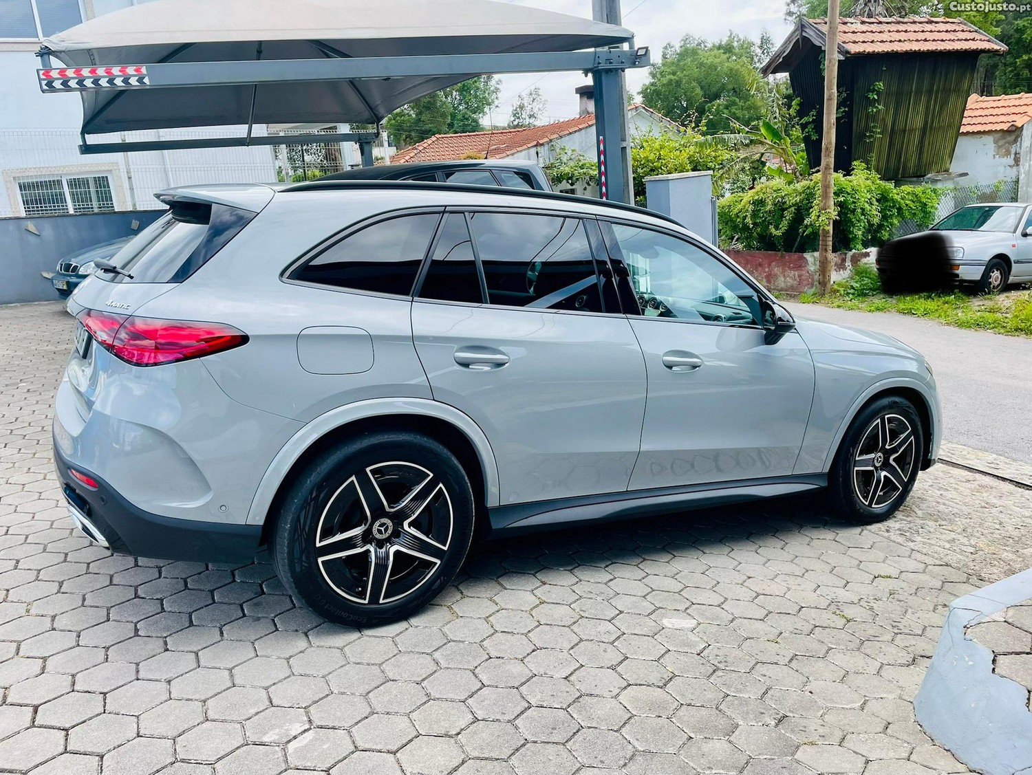 Mercedes-Benz GLC 300 de 4Matic — fotografia 13