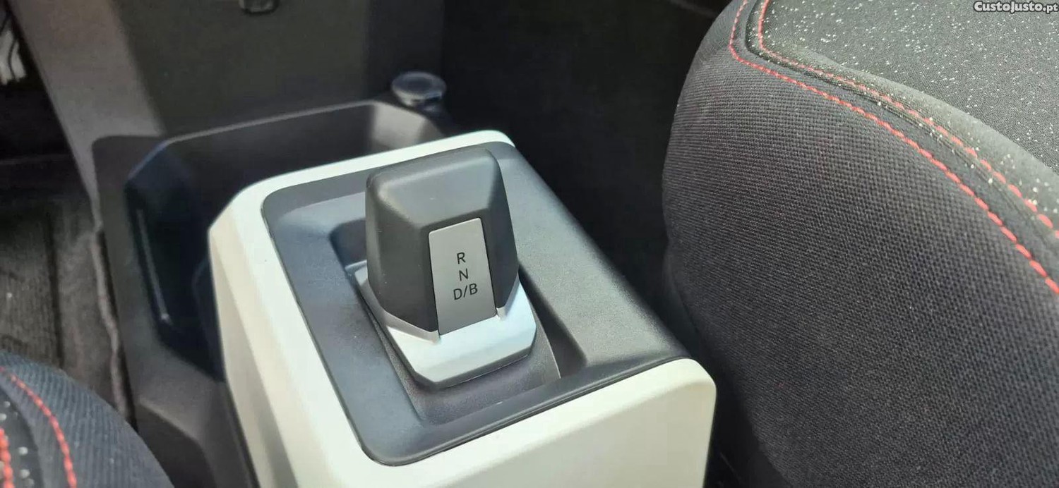 Dacia Spring Electric 65 expression — fotografia 4