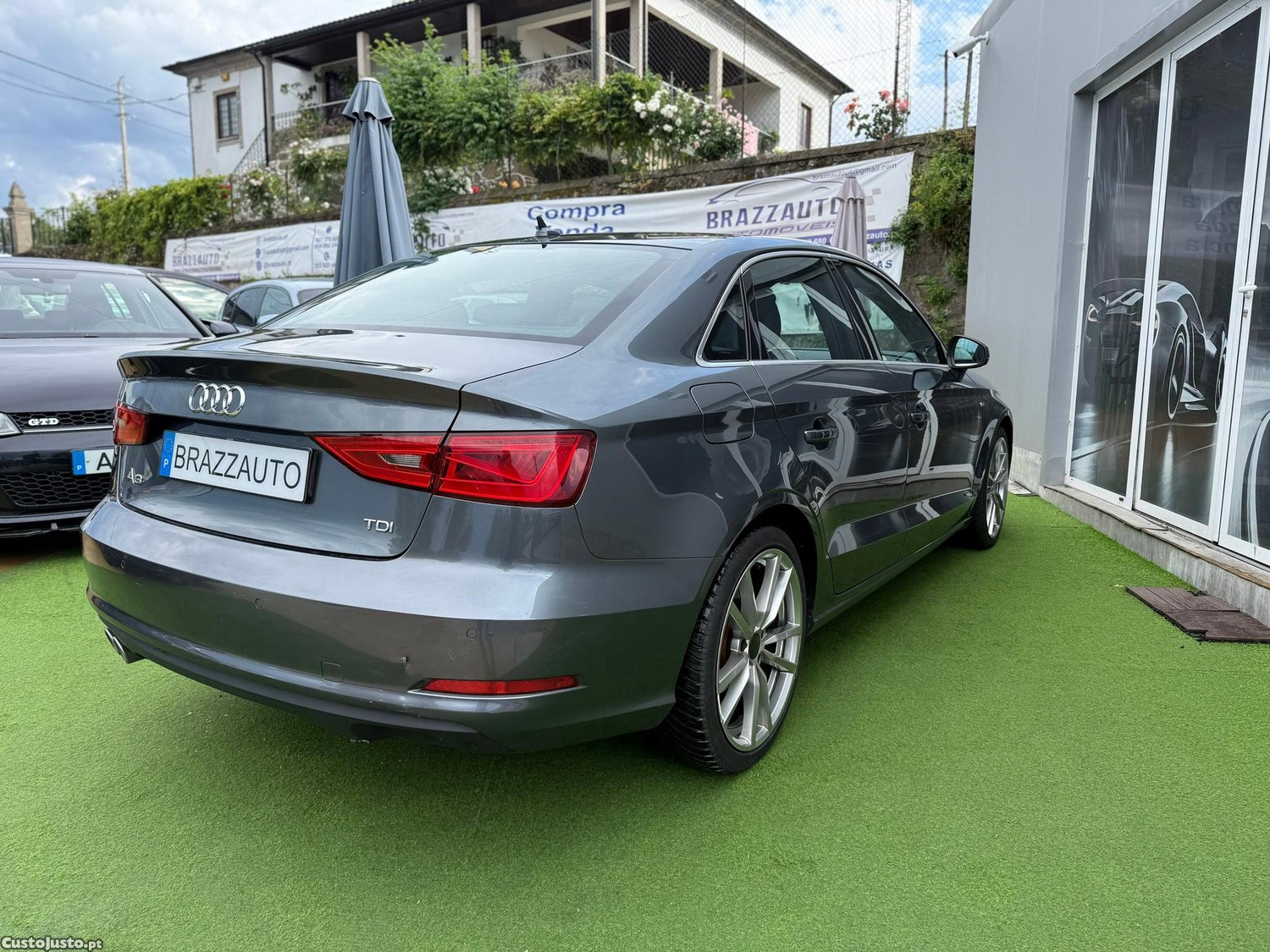 Audi A3 Limousine 2.0 TDi S-line — fotografia 3