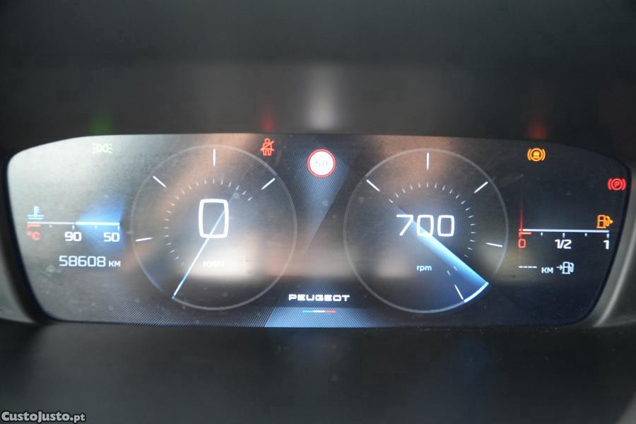 Peugeot 308 PureTech 130 Active — fotografia 8