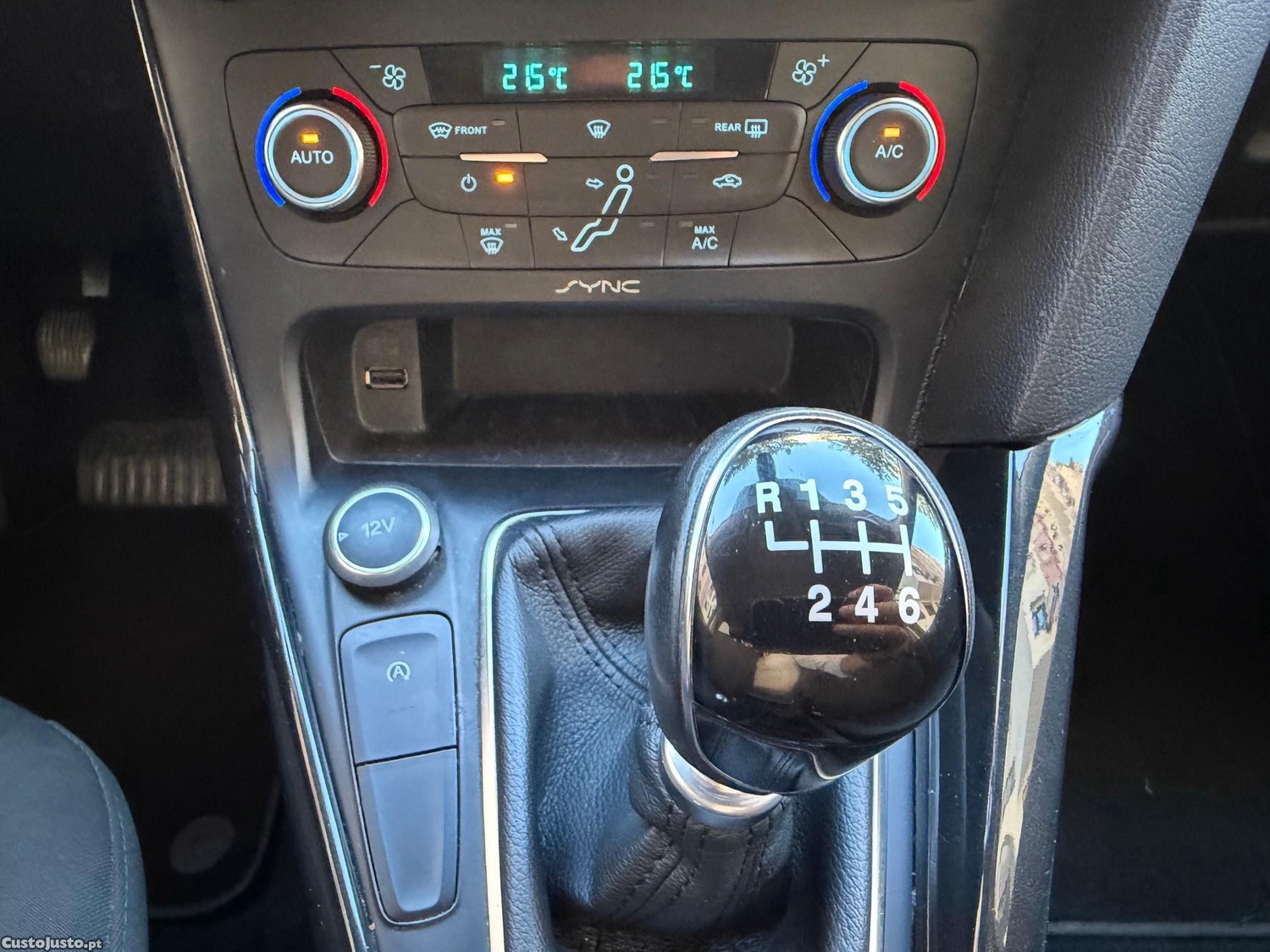Ford Focus SW 1.0 EcoBoost S&S TITANIUM — fotografia 15