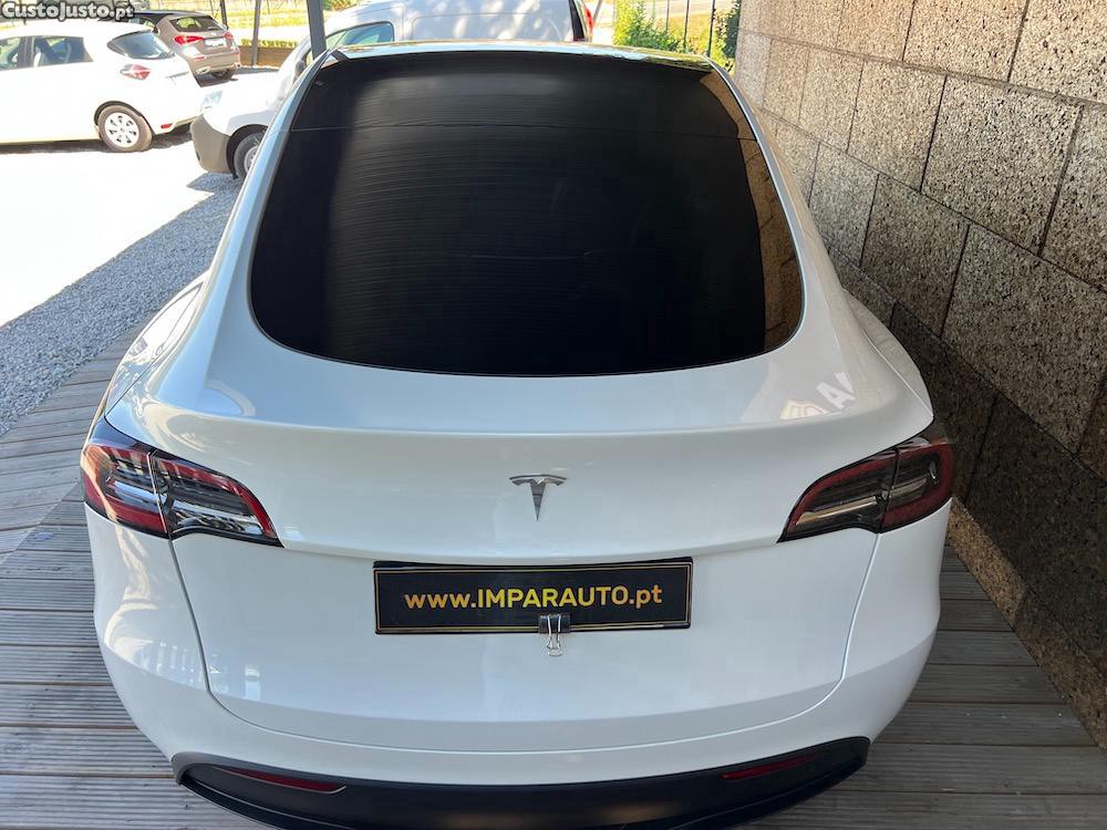 Tesla Model Y RWD 2023 30.600kms — fotografia 14