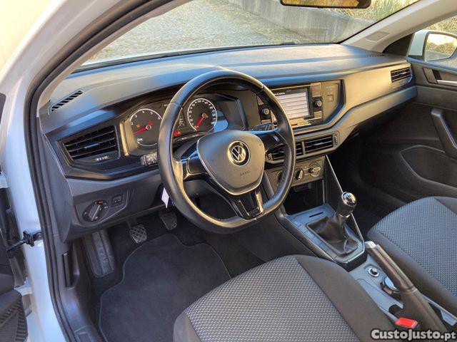Volkswagen Polo 1.0 Confortline — fotografia 19